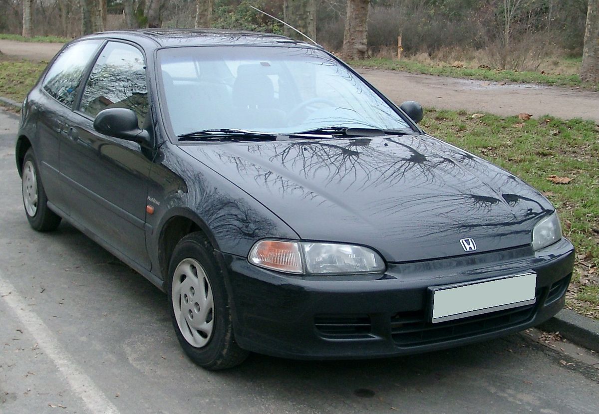 1200px-Honda_Civic_front_20071204.jpg