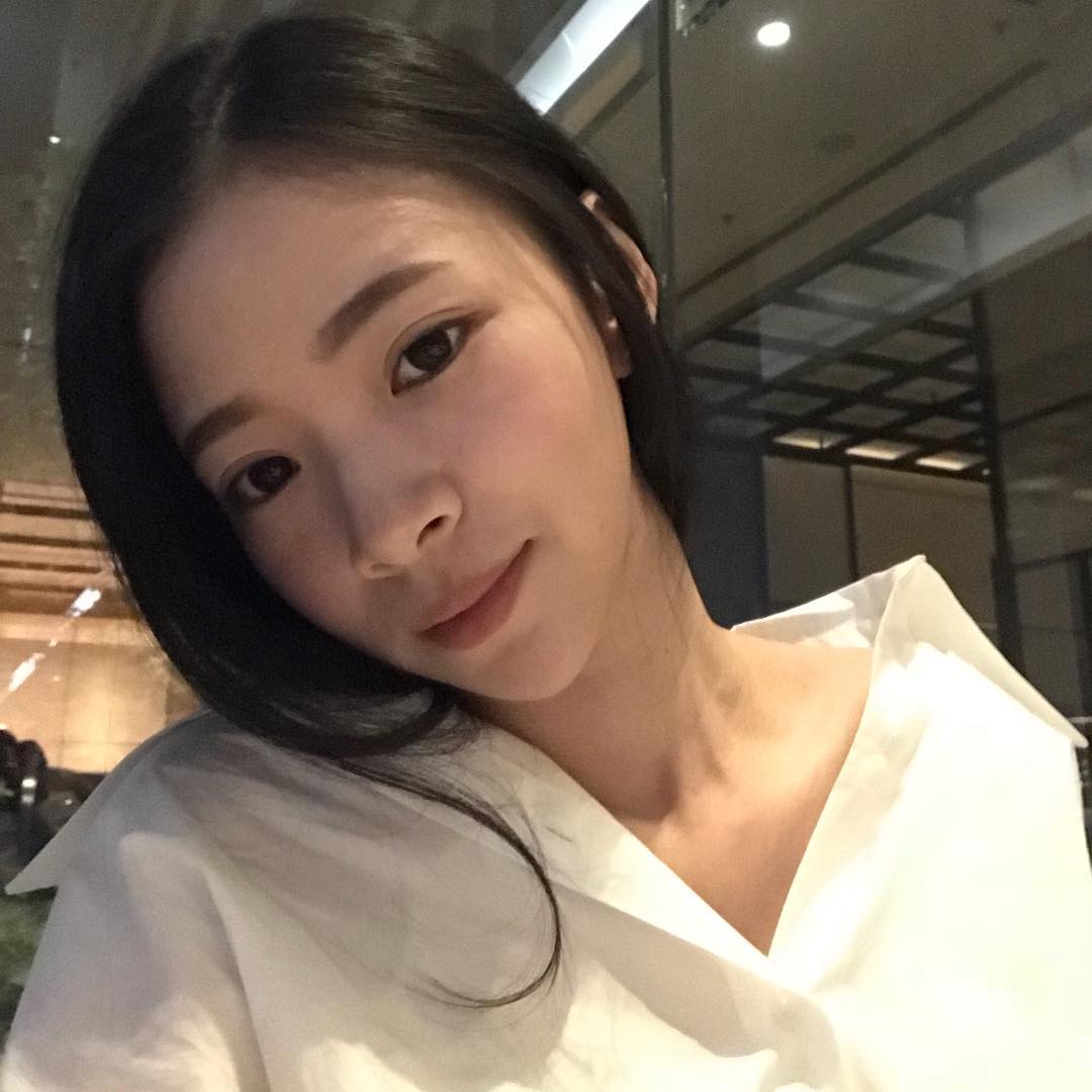 一眼就心花怒放！「陳宣Shiuan Chen」纖細骨感好誘人，瓜子臉最擅長就是側臉殺！