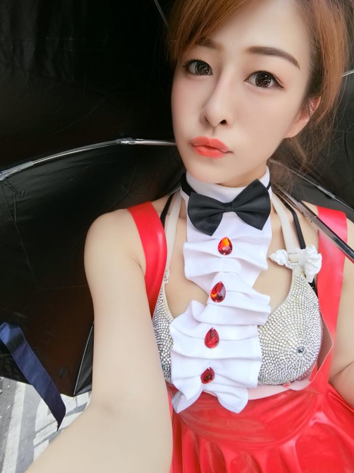 一上台就開撩！超伏特 Dancer「愛莉薇 AilyWei」舞動美體姿態火辣，電得台下無人倖免！