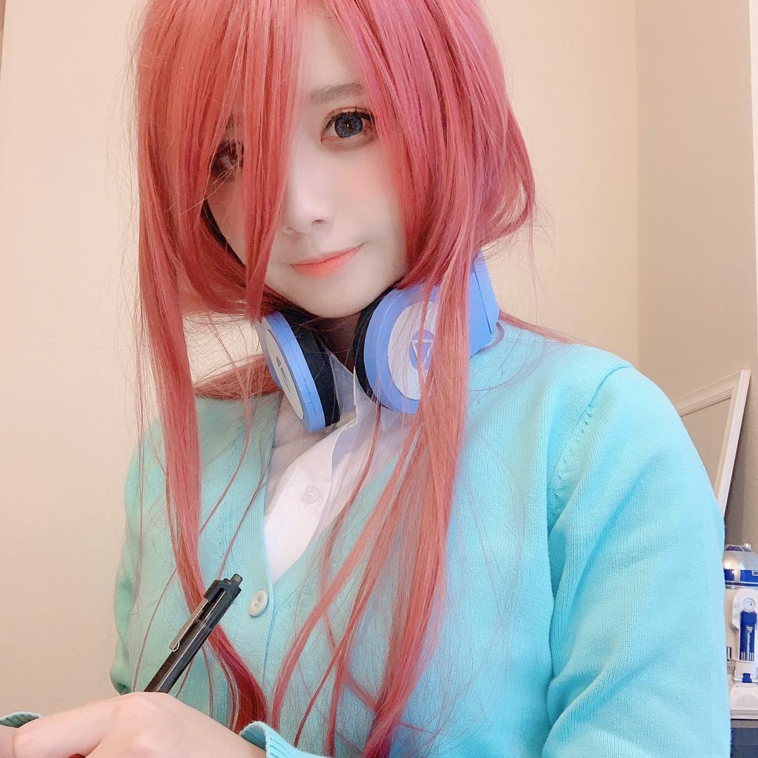 女友系Coser「Borusushi」甜美外表隱藏火辣曲線　穿上布魯馬沒有違和感！