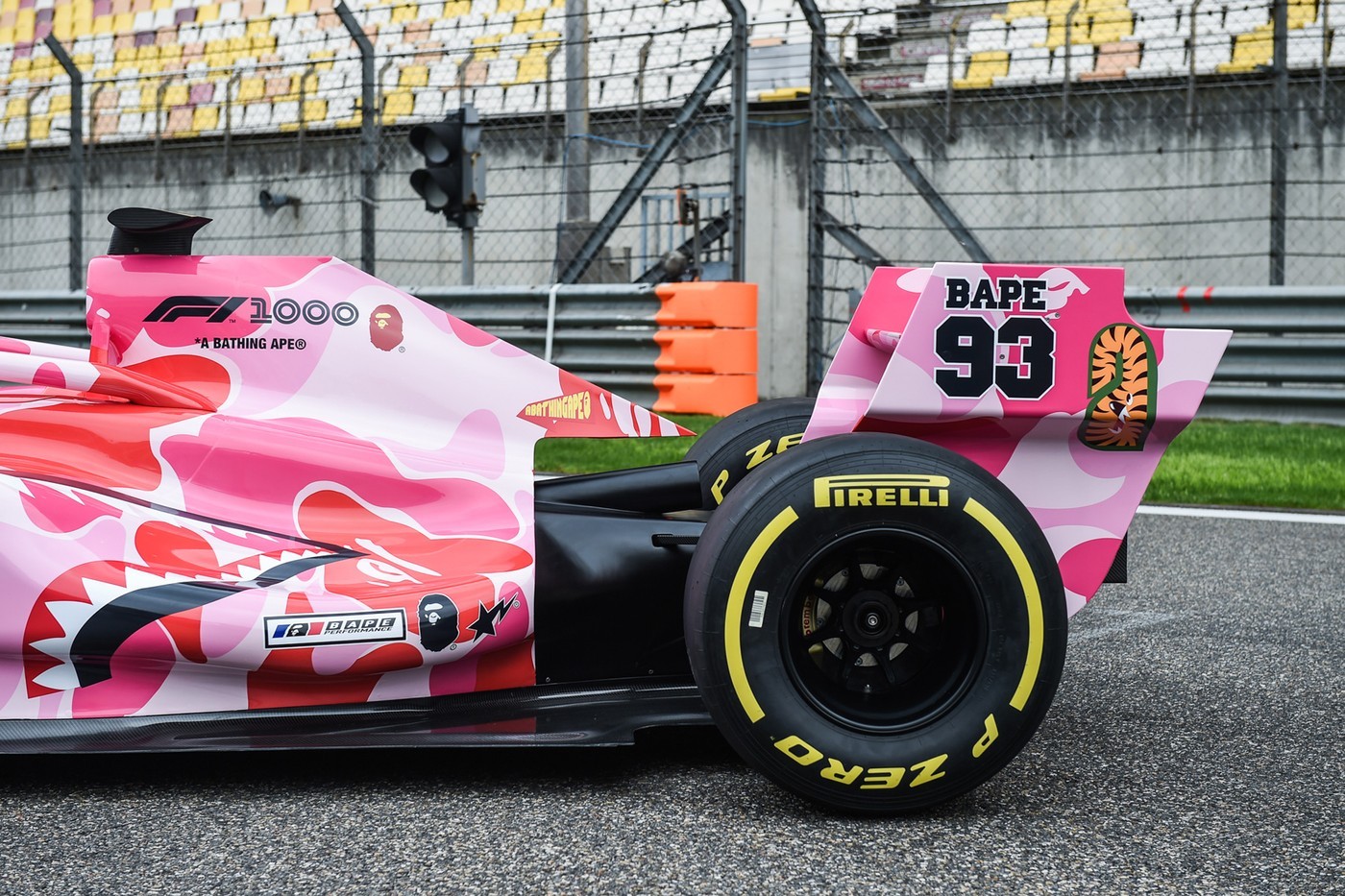 https___hk.hypebeast.com_files_2019_04_bape-formula-1-f1-car-pink-abc-camo-shanghai-7.jpg