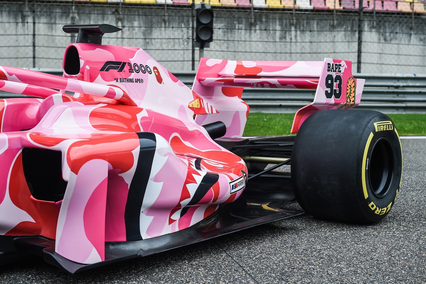https___hk.hypebeast.com_files_2019_04_bape-formula-1-f1-car-pink-abc-camo-shanghai-6.jpg