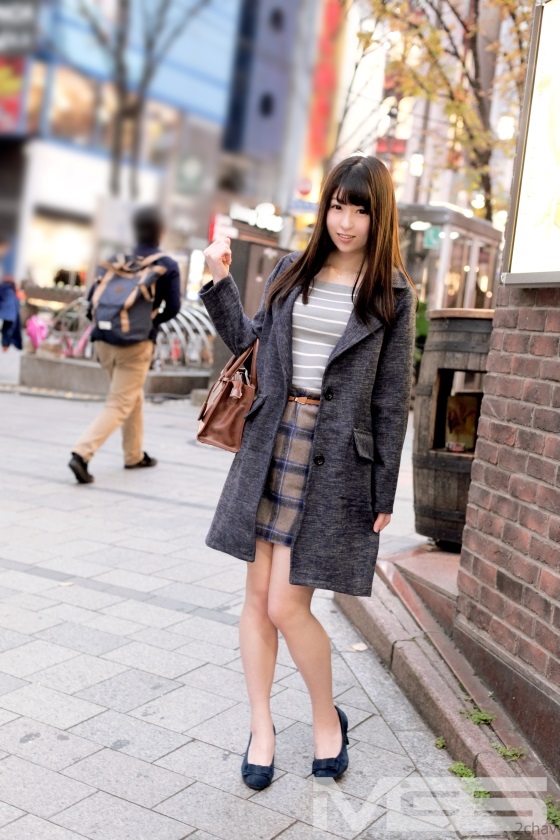 ARA れな 19歳 居酒屋バイト （あおいれな） - 貼圖 - 性感激情 -
