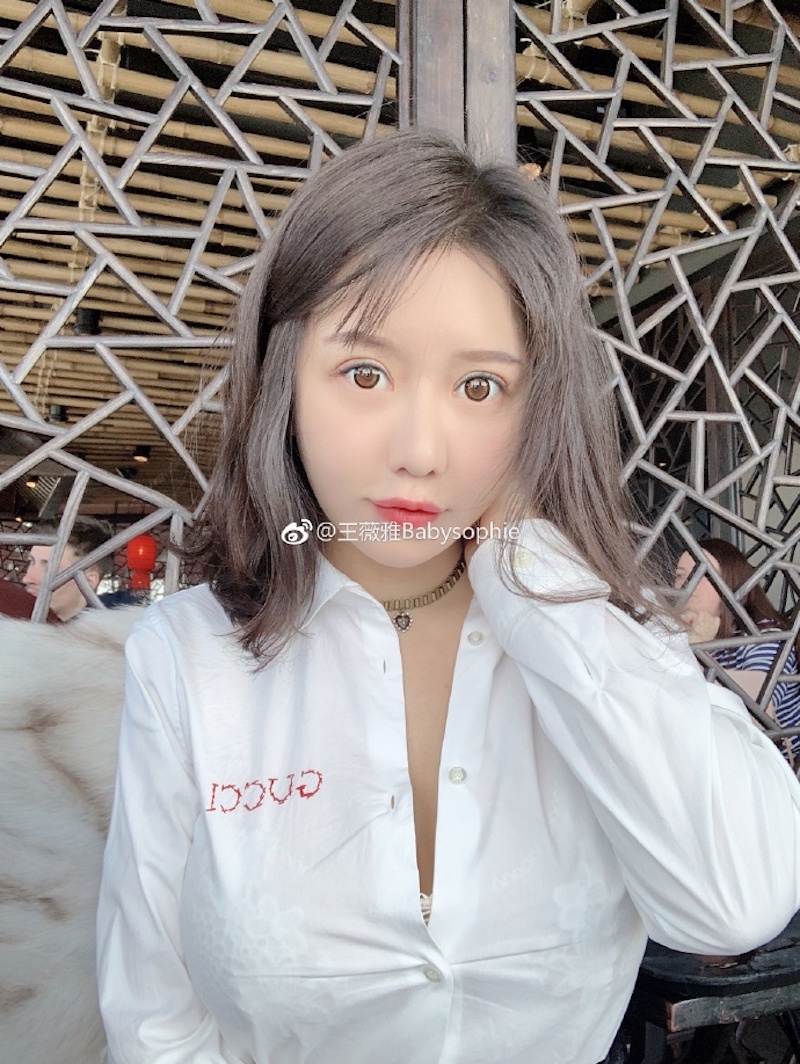 畫面過於凶猛！歐美派正妹「王薇雅」自拍曲線逼人 狂暴陰影誰hold得住～
