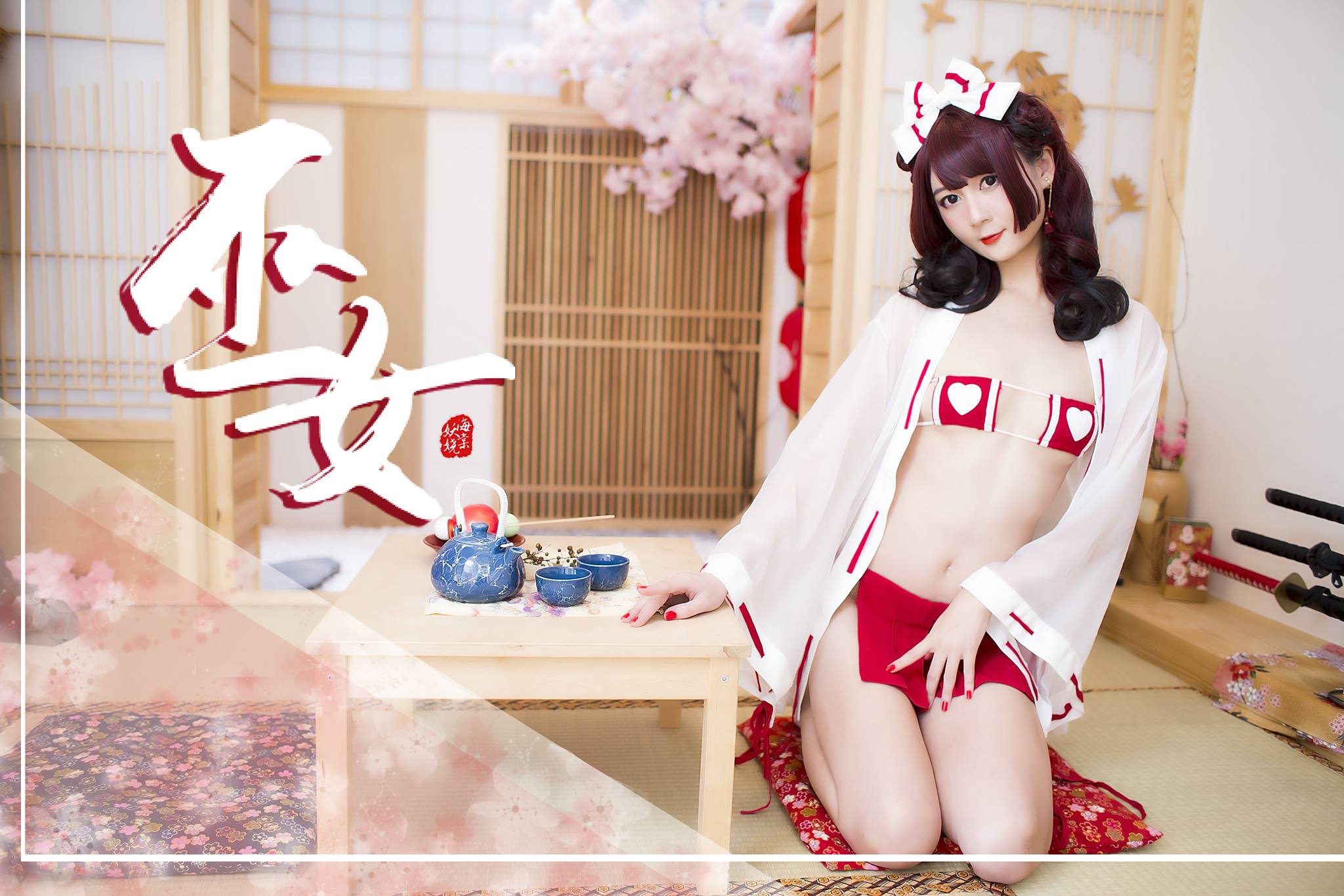 百變Coser「海棠妖嬈」騷扮《尼爾：自動人形》2B　那Q彈小屁屁根本神還原啊