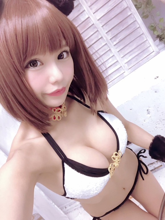 巨乳橋本有菜！爆乳Coser「オシリス❤︎Osiris」渾圓大ㄋㄟ超誘人　不用揉就知超綿密