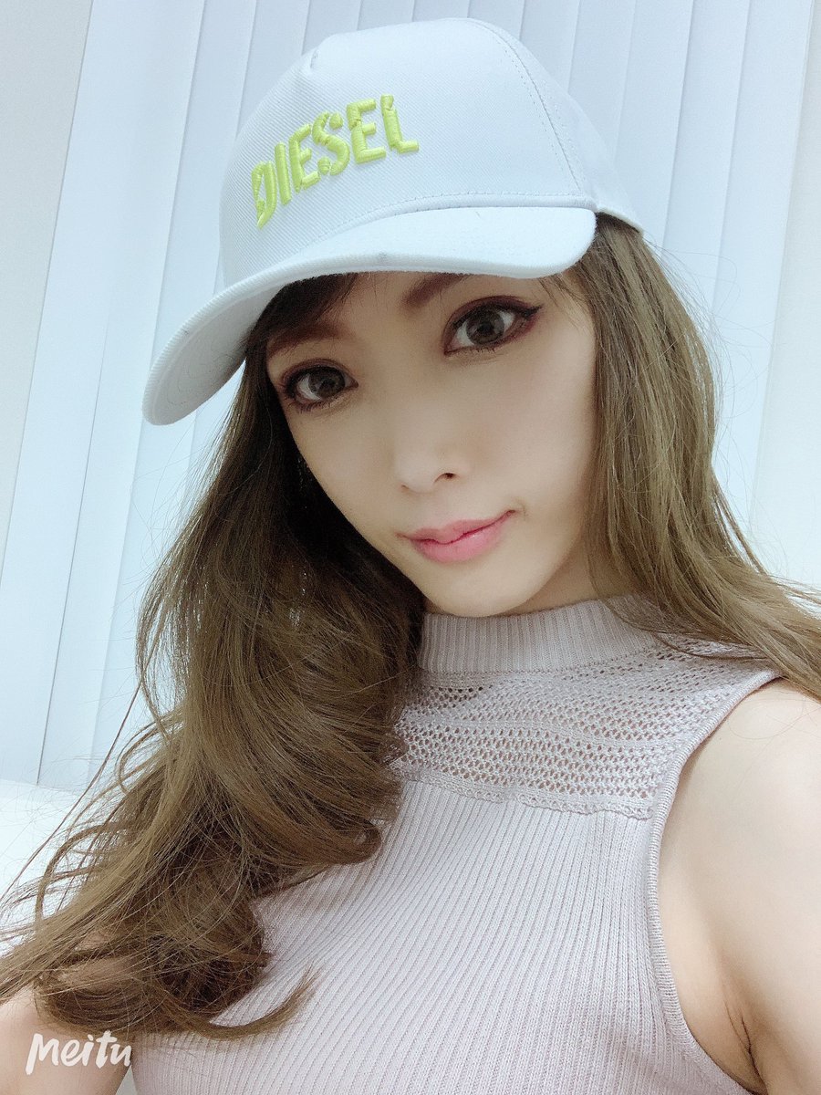 正妹選手赤井沙希被封「摔角界林志玲」　網友：想跟她床上摔角！