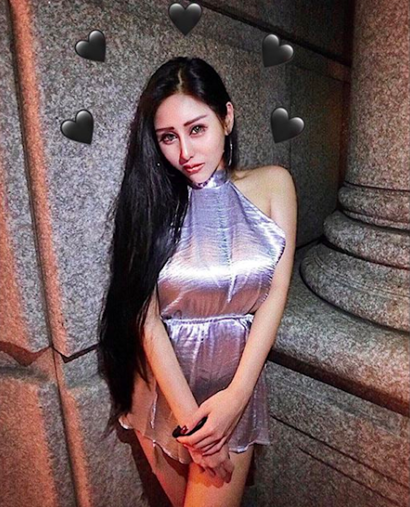 性感正妹學不會穿睡衣！「美胸高手」大方秀豪乳，想要變瘦變大胸都可以找她～