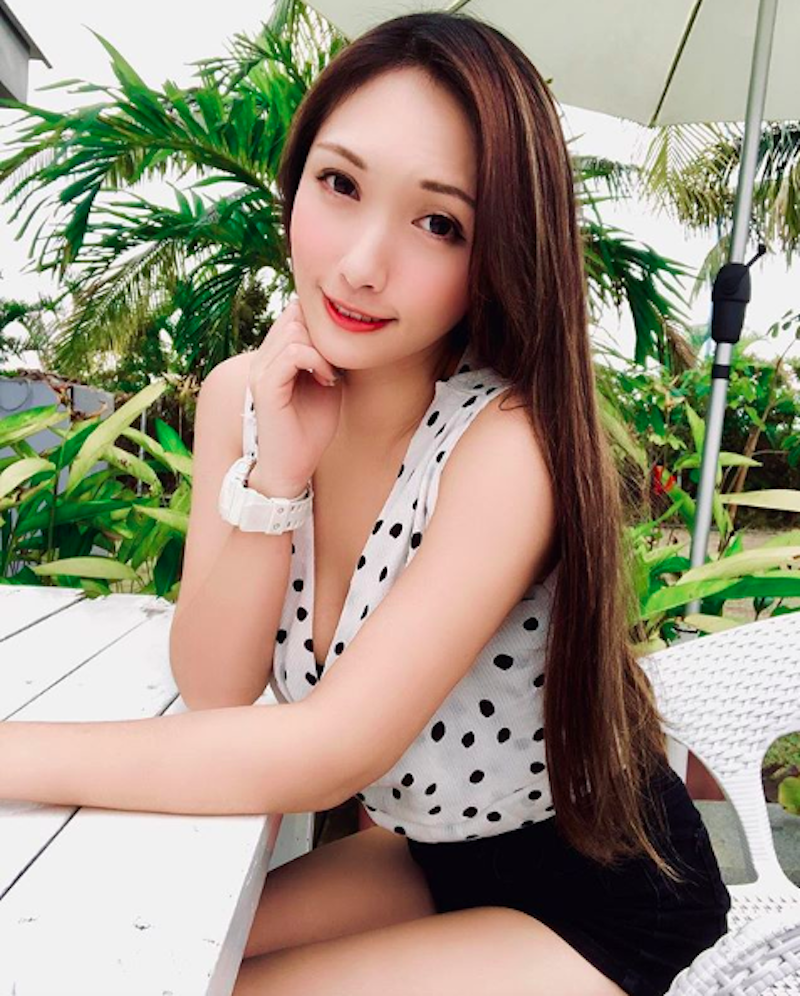 超級辣媽「蕭云Quenby」真的好犯規，完美曲線簡直美少女！