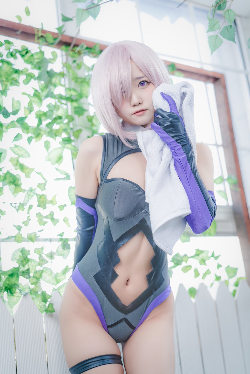 爆乳韓系Coser「달샤샤」渾圓奶球+緊緻蜜腿　無辜眼神讓人心跳撲通撲通