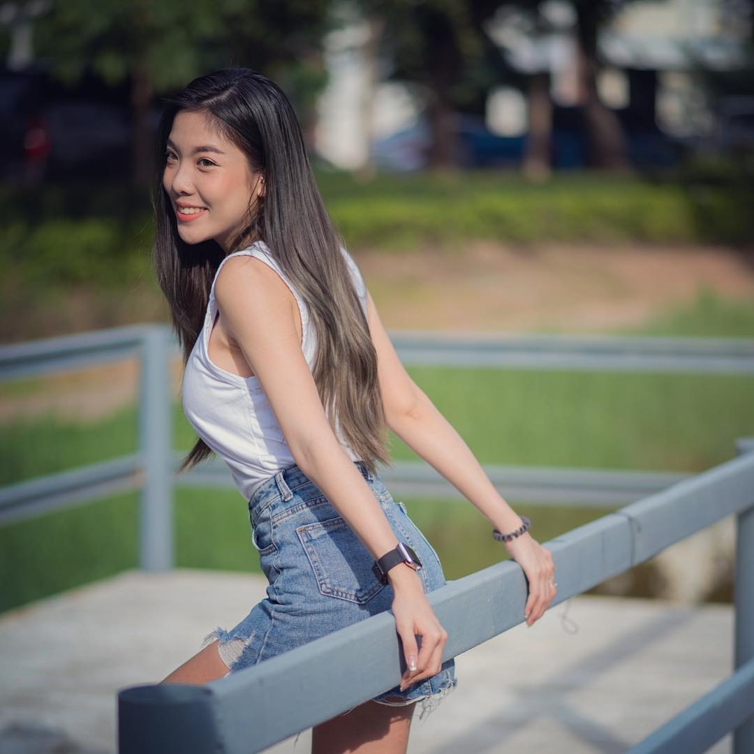 泰國重機女郎 火辣身材讓人一看再看 - 亞洲美女 -