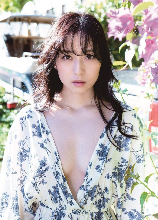 薄井しお里  前主播大膽挑戰比基尼  真是驚為天人 - 亞洲美女 -
