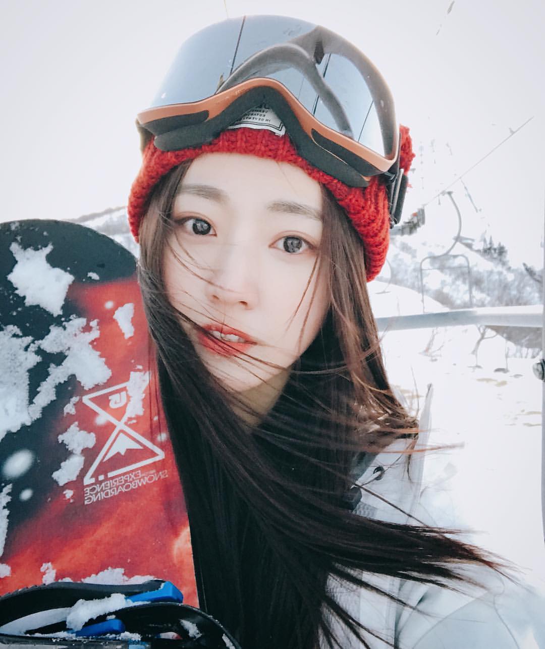 空靈系正妹小安清純模樣怎麼看都好像女神 - 美女圖 -