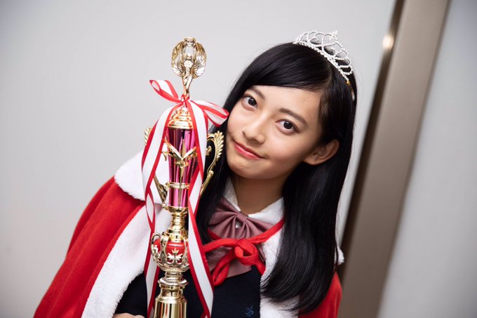 2019日本最可愛高一女生「千葉祐夕」甜笑氣質帶點妖氣　果然年輕可愛就是正義啊！