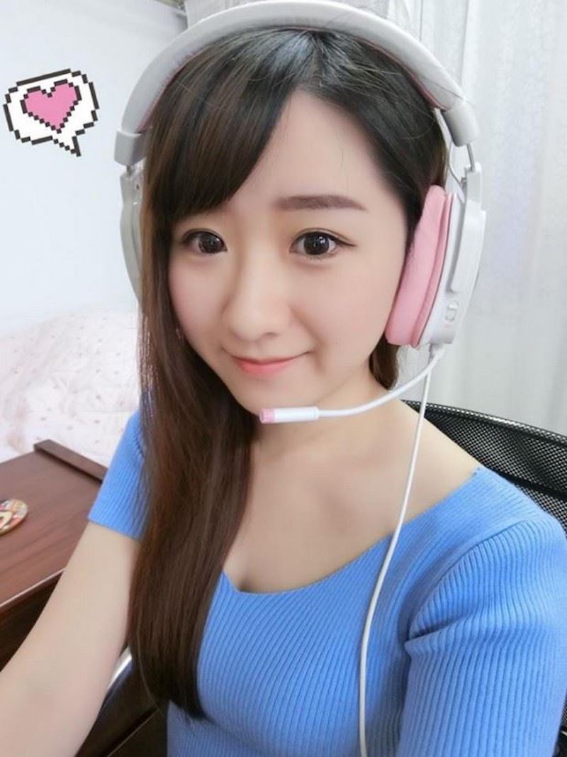 高材生正妹「李思嫺」清新甜美少女感十足，會打game還會唸書的人生勝利組～