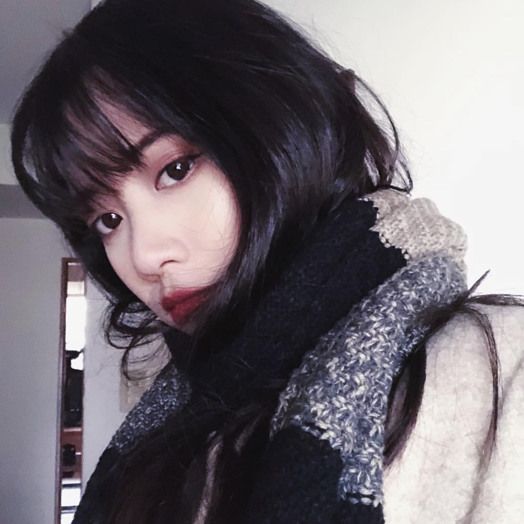 厭世學生妹Elvina這等級絕對讓你著迷不已 - 美女圖 -