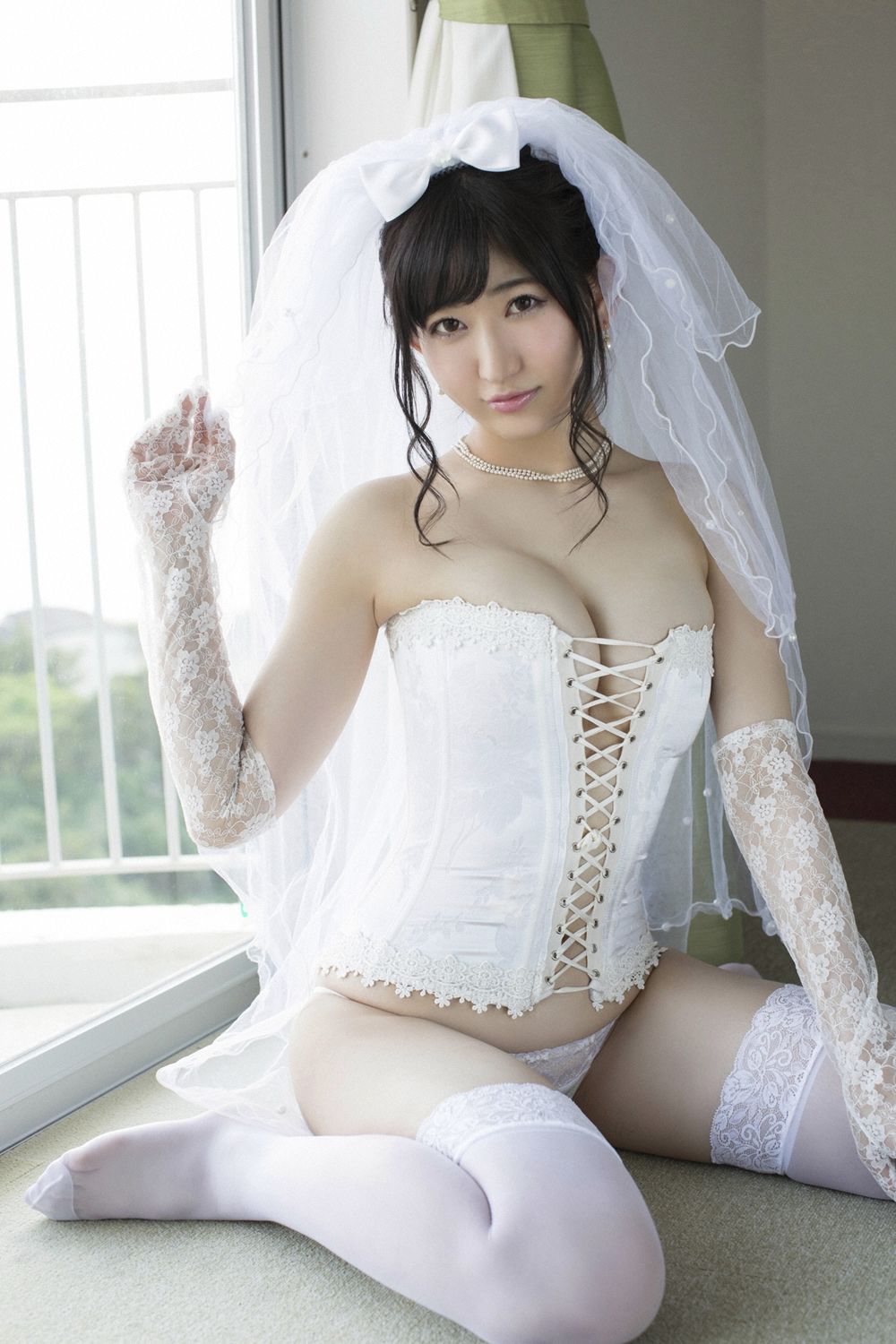 月城まゆ  無辜顏值下藏著大歐派  眾人看嗨 - 亞洲美女 -