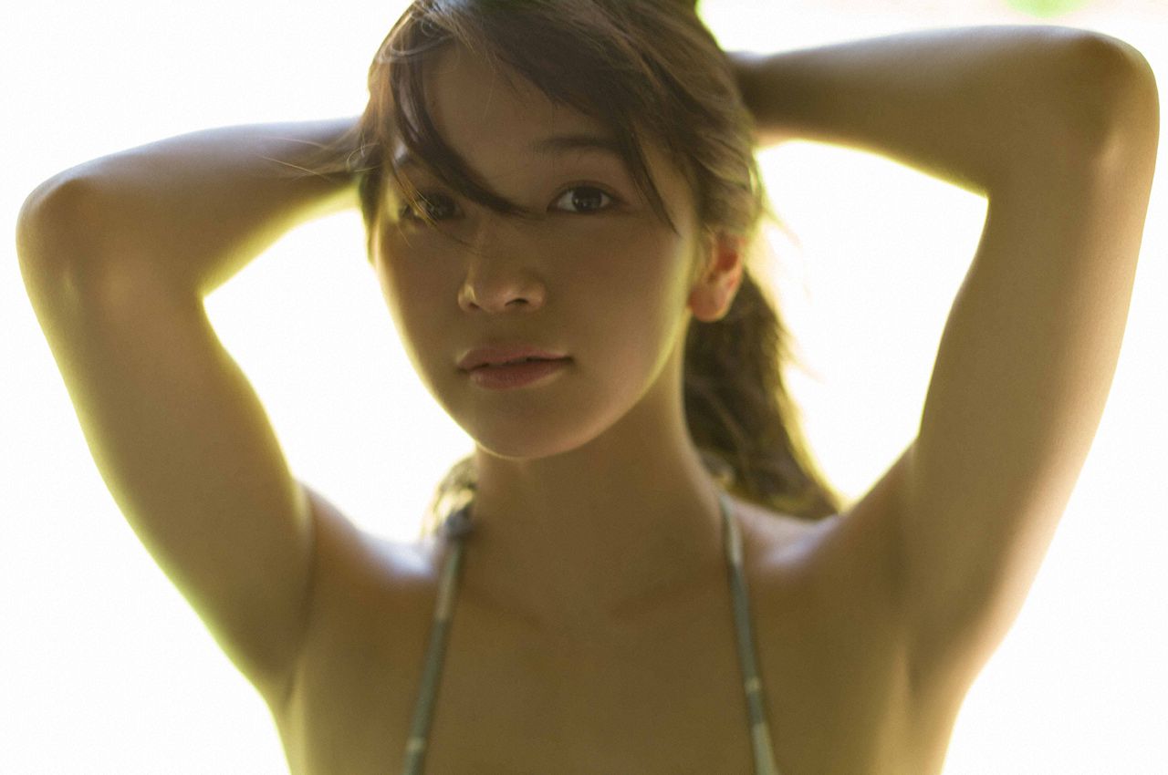 傳谷英里香  性感泳裝初展露  呈現自己最美的體態 - 亞洲美女 -
