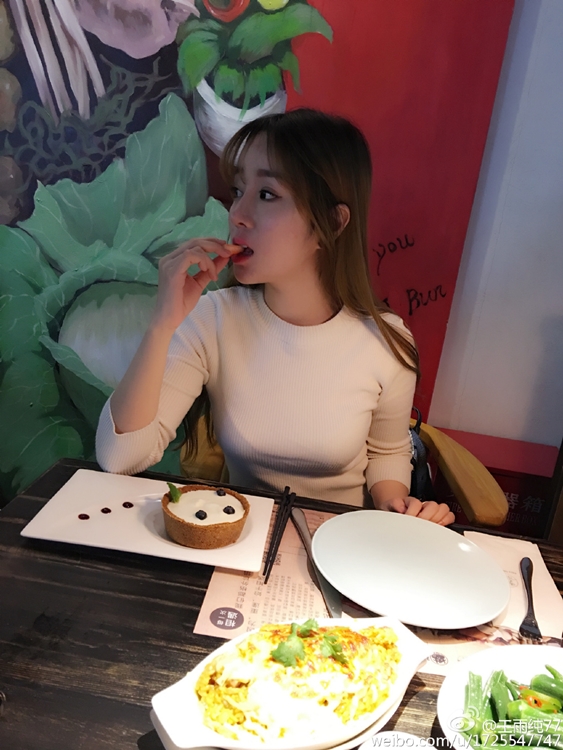 性感紫蕾絲 嫩模 王雨純 - 亞洲美女 -