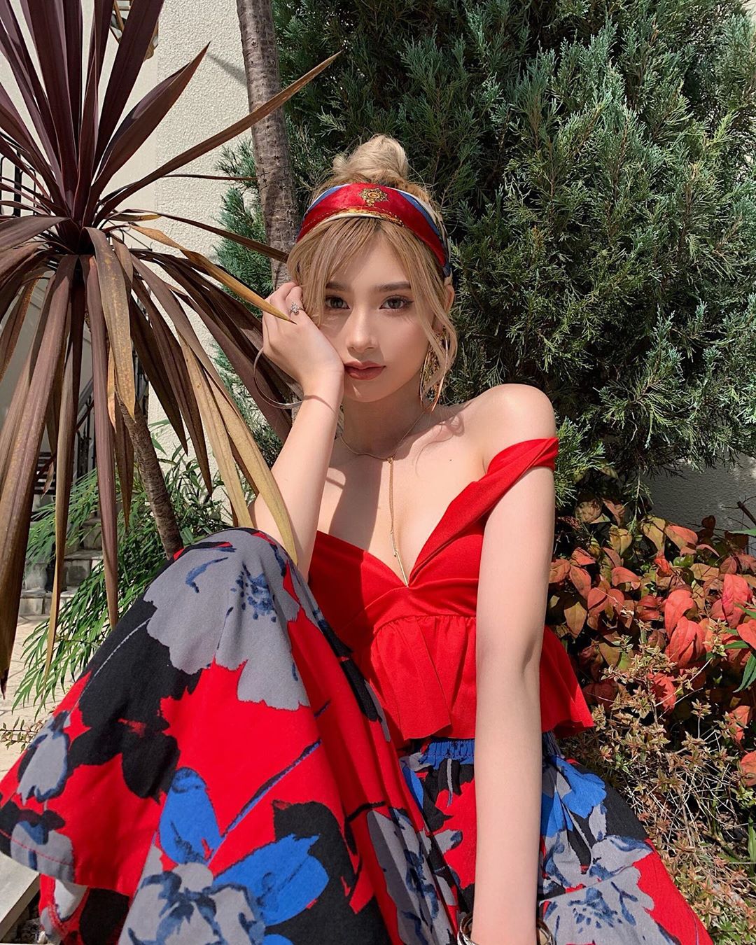 混血女模南部桃伽  深邃電眼讓人著迷  網友:不愛上也難 - 亞洲美女 -