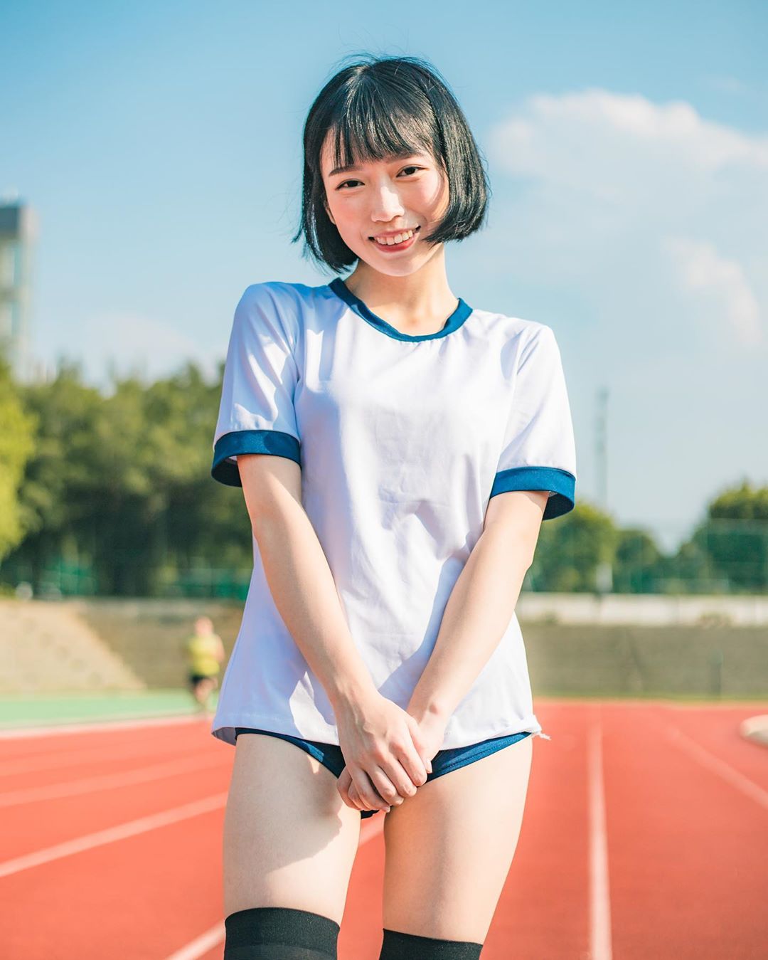 【6upoker】臺北大學小清新「塔莉?」運動短褲+黑絲美腿神之搭配　完全就是二次元走出來啊