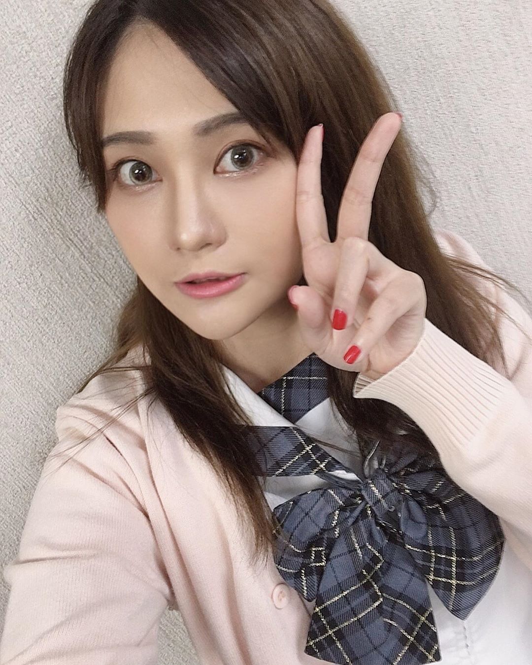 汐止人民真幸福！太陽花女戰神「賴品妤」穿比基尼火辣性感，白嫩美乳擠得讓人全身癢！