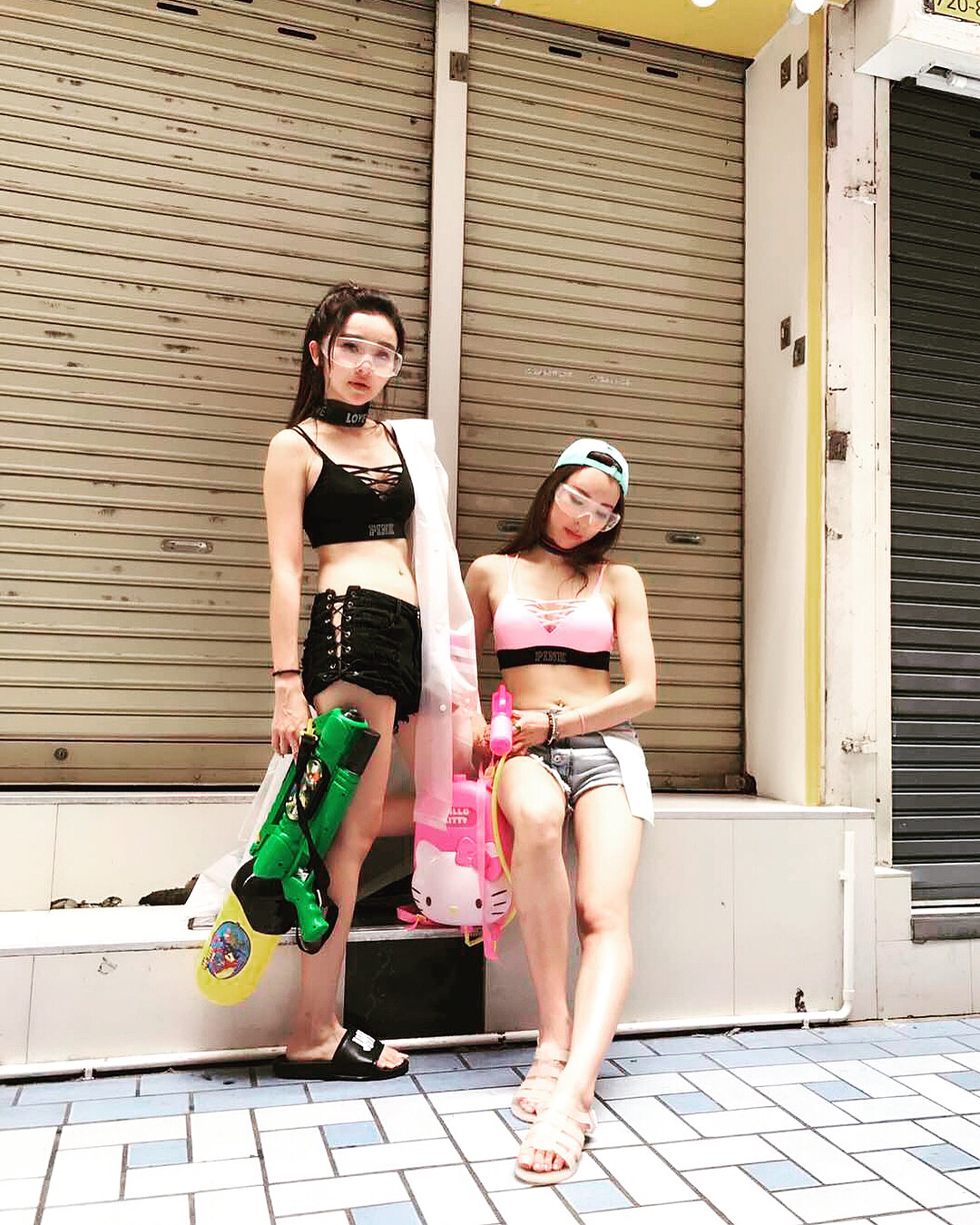 冼韻怡~ 是有一點點嬰兒肥 不要太計較啦 - 美女圖 -