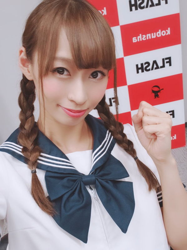 日野アリス、ガールズバンドのヴォーカル務める美少女・グラビア解禁で9頭身の日本... - 亞洲美女 -