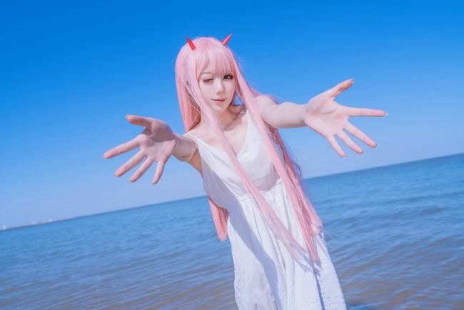 DARLING in the FRANXX 02 Cosplay - COSPLAY -