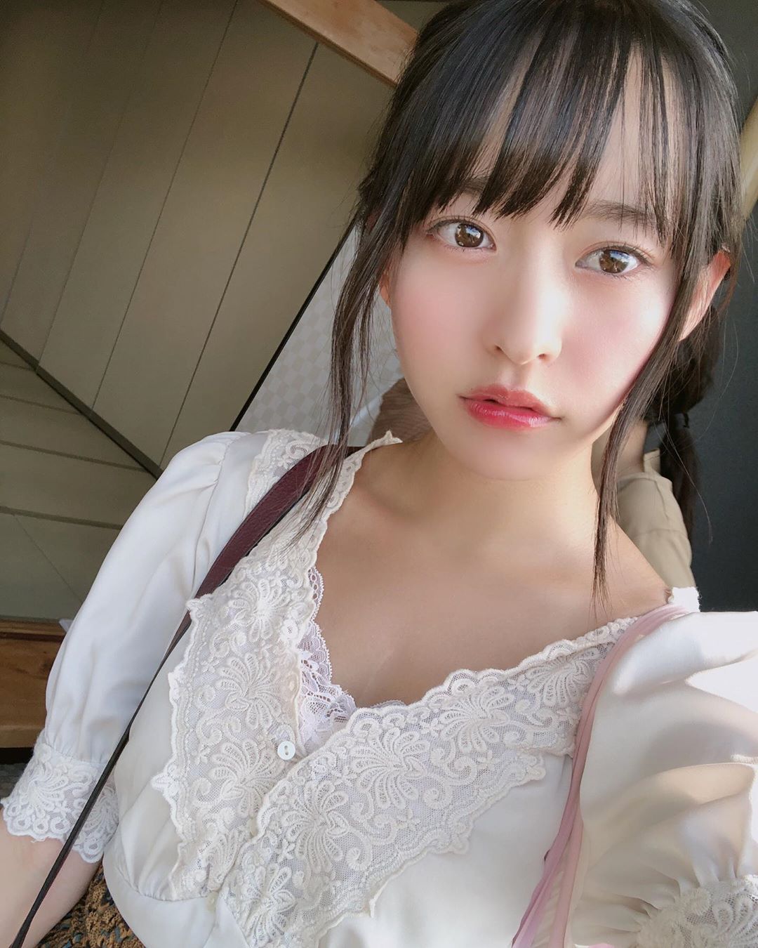 長澤茉里奈也輸了！奇蹟次世代美少女「高崎かなみ」童顏巨乳誘惑力無限大