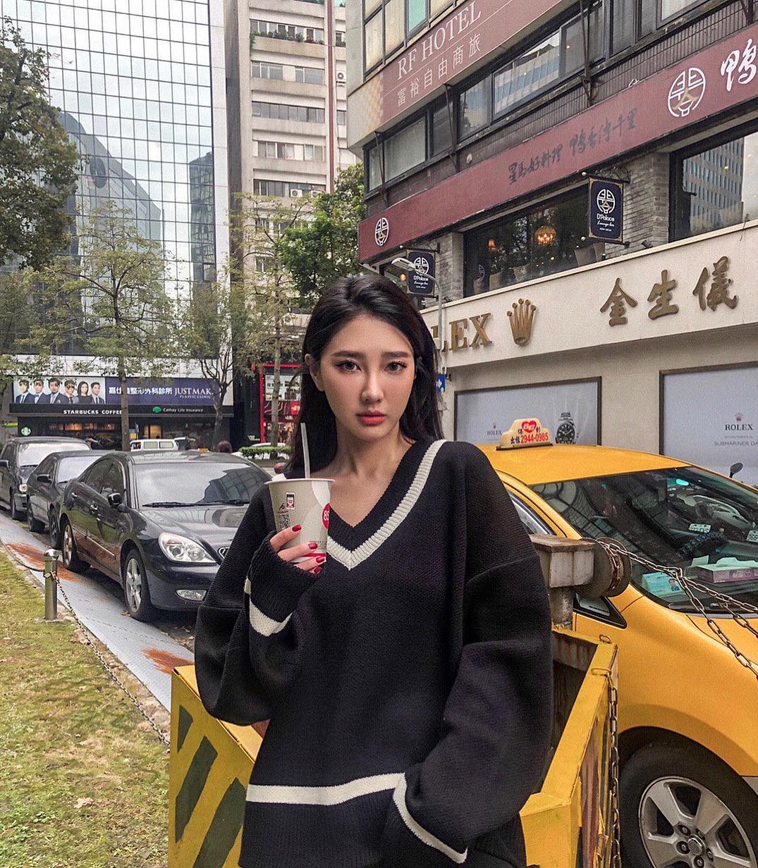 Keren Chao: 哎哦喂 姐姐腰扭到了啦 - 美女圖 -
