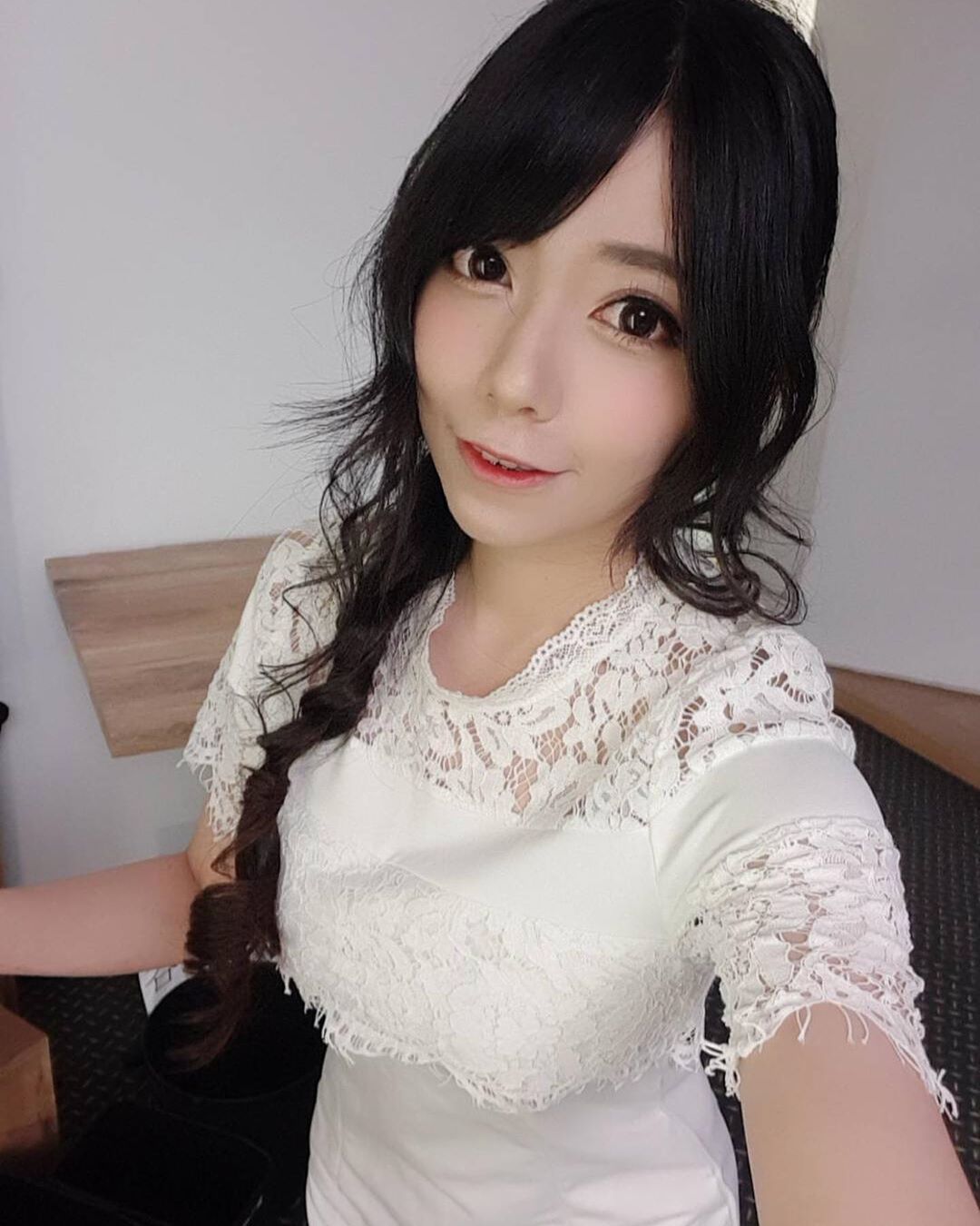 Tsuki月希  雪白雙乳炸出來  網暴動：這兩粒太飽滿了 - 素人正妹 -