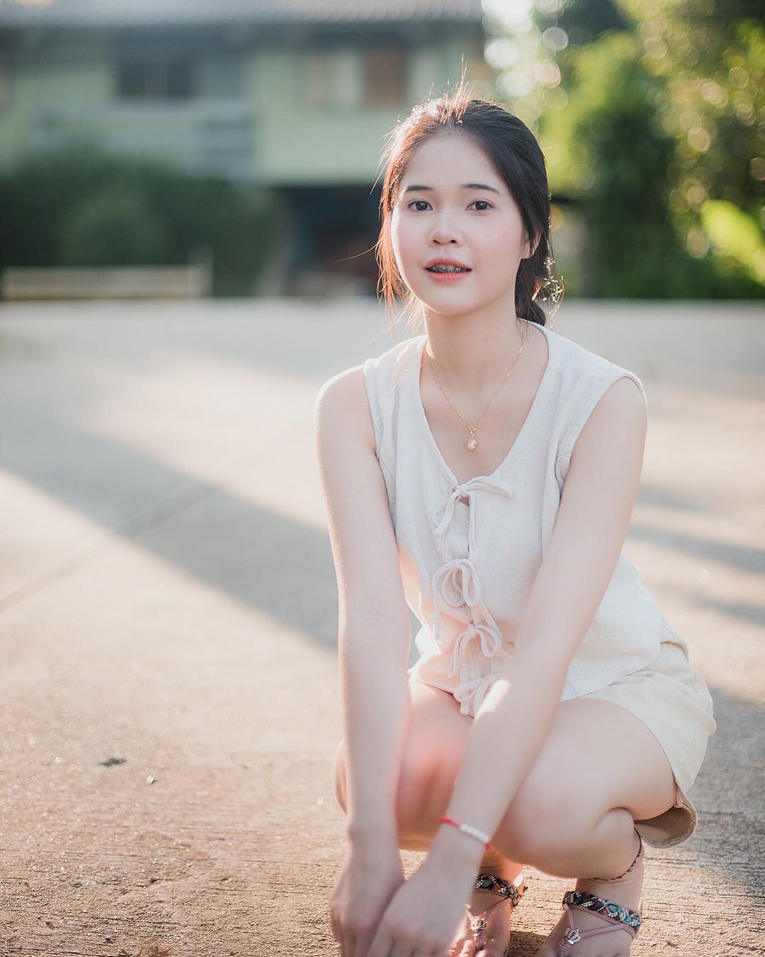 胸腰黃金曲線騷氣外洩 視覺衝擊讓網友圈粉 - 亞洲美女 -