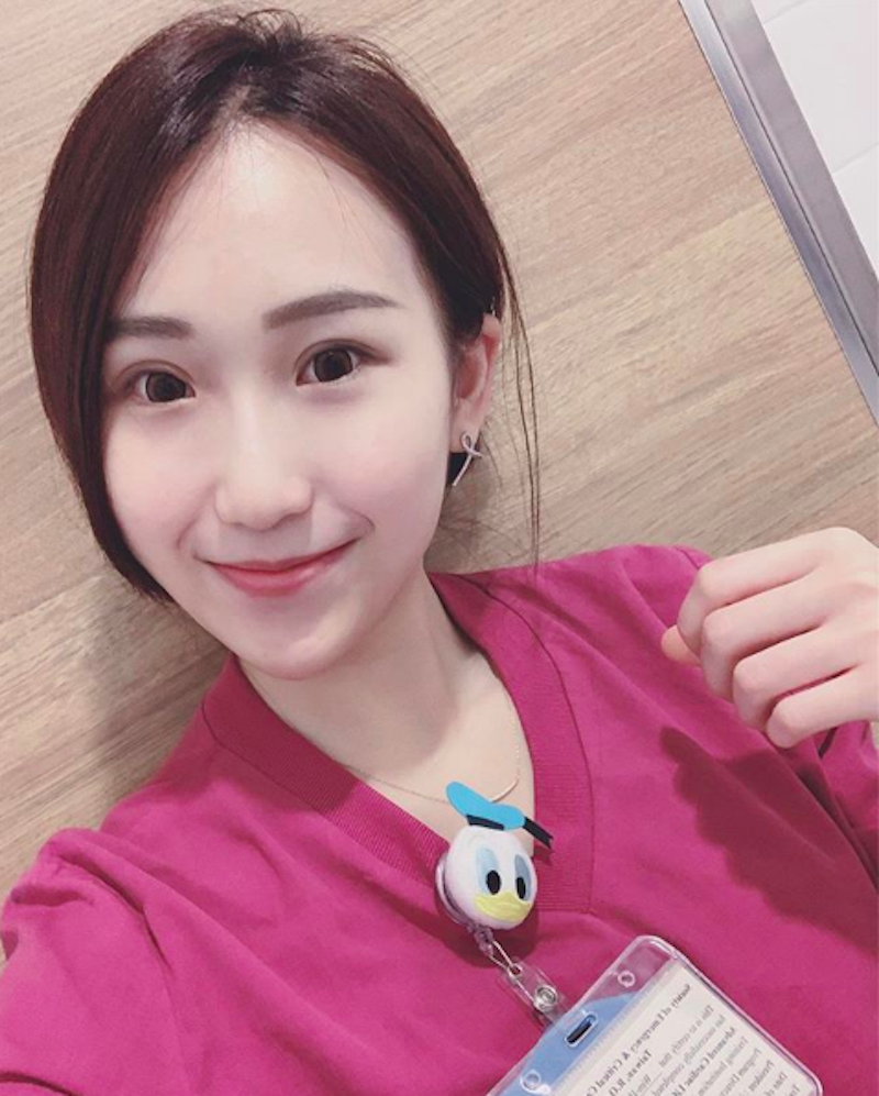 加護病房的天使！甜美護理師「wenhsuan」人美心善，制服下還偷藏白皙好曲線！