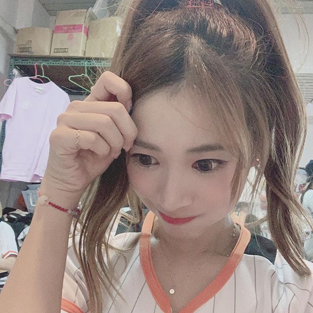林妮妮  逆天無暇的神顏：實在太犯規啦！ - 美女圖 -