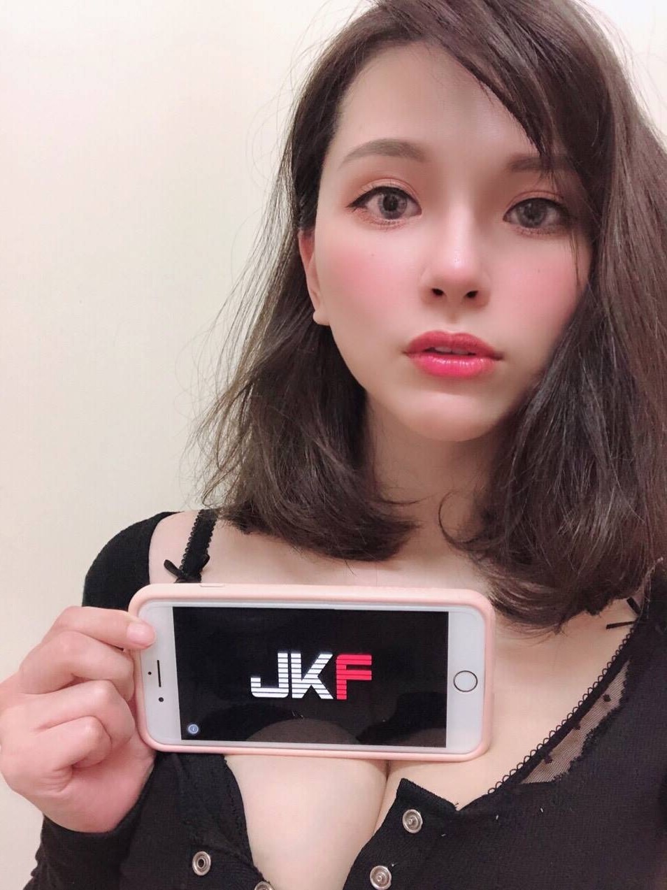 絕美台俄混血兒－古榕榕 - 美女圖 -