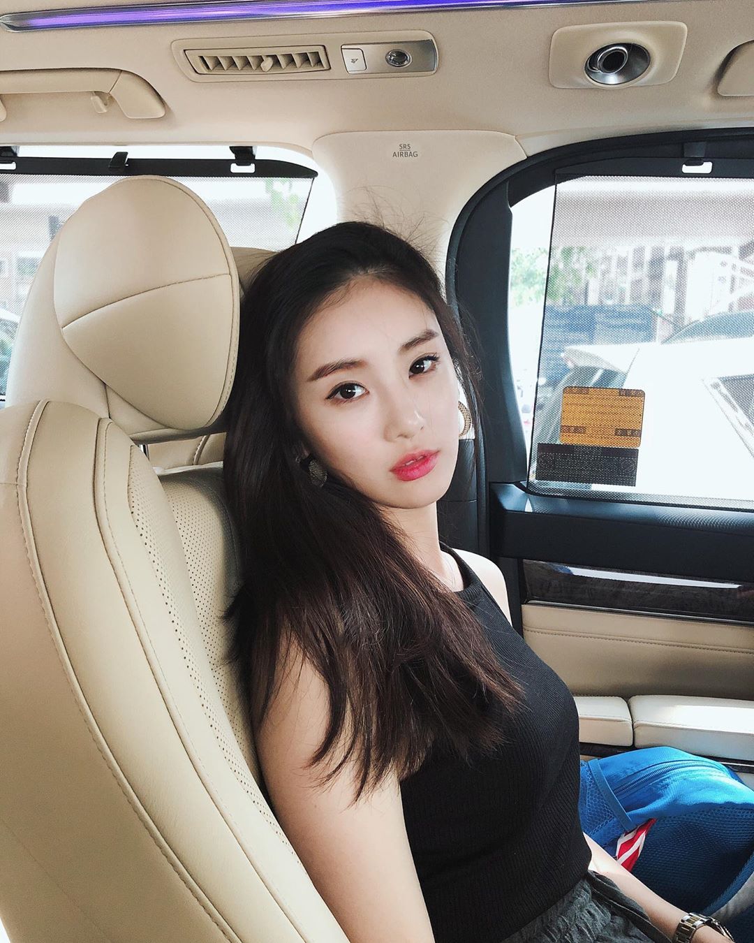 傅臨 因為有季節更叠 所以生命顯得更豐富 - 美女圖 -