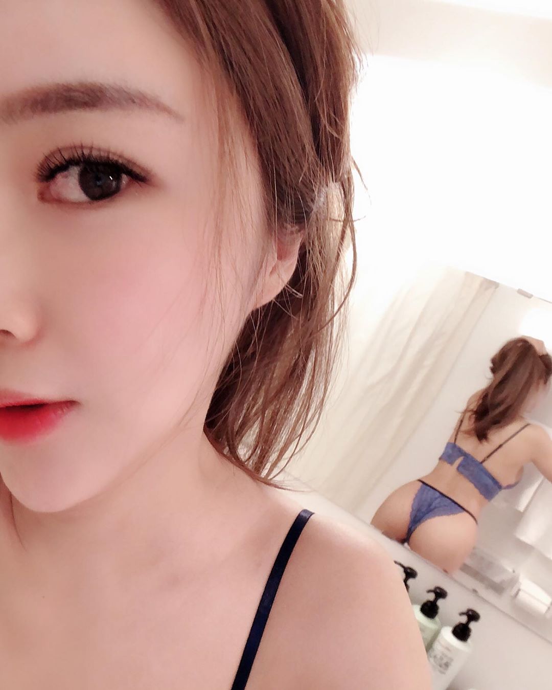 滿滿咖啡因！甜美正妹「艾薇兒Elvira」坦胸曬美乳吐煩惱，殊不知男人才是最慘受害者！