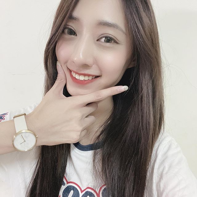 琳仔  曲線超犯規正妹讓人把持不住 - 美女圖 -