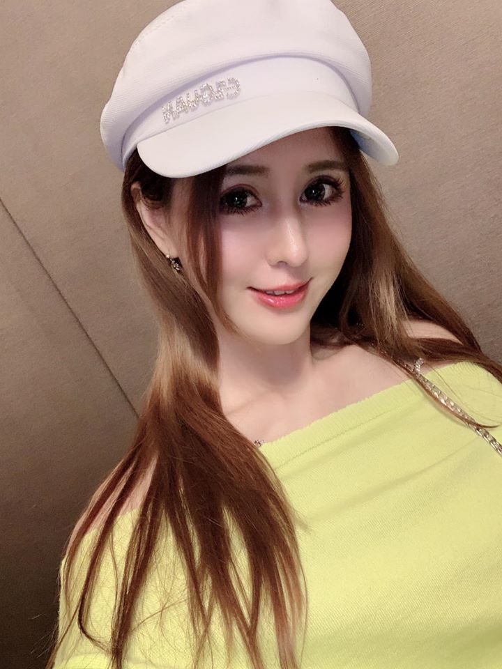 姐會讓你流鼻血！「王芷淇」白皙美膚熱辣長輩現形，這不噴鼻血說不過去！
