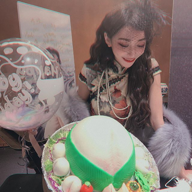 菜菜  社群分享性感辣照讓人把持不住....太辣了 - 美女圖 -