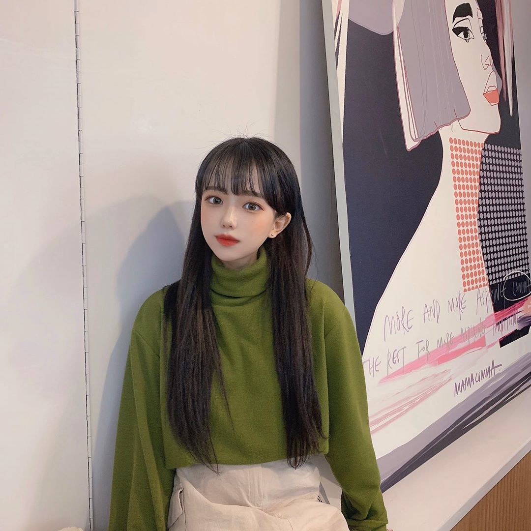 長髮韓國正妹調皮美拍 可愛模樣讓網友秒圈粉 - 亞洲美女 -