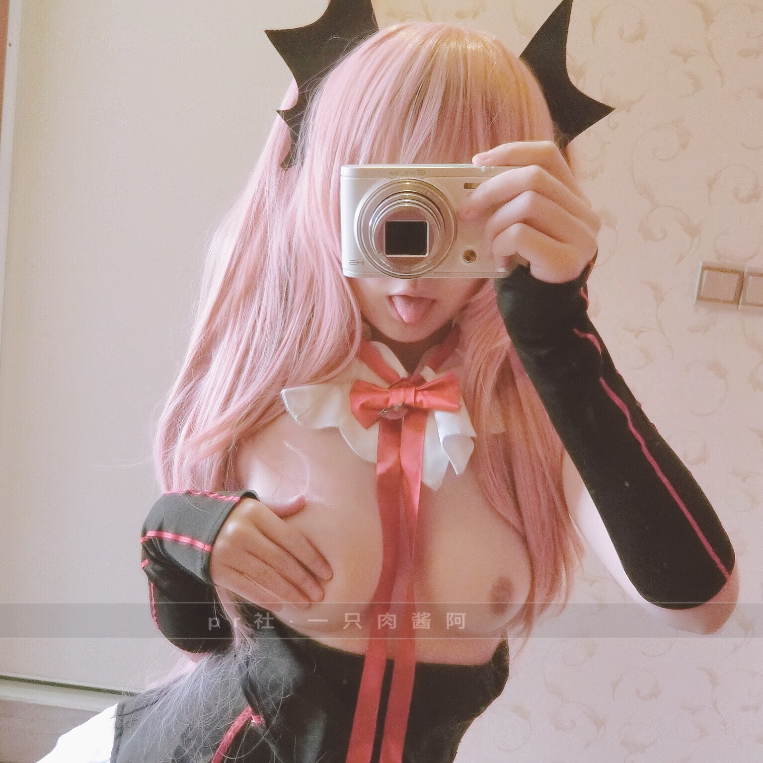 Krul Tepes Hentai