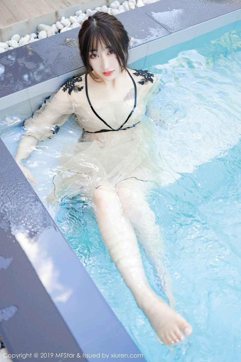 嫩模Betty林子欣泰國清邁旅拍泳池出浴美人濕身誘惑寫真 - 貼圖 - 清涼寫真 -