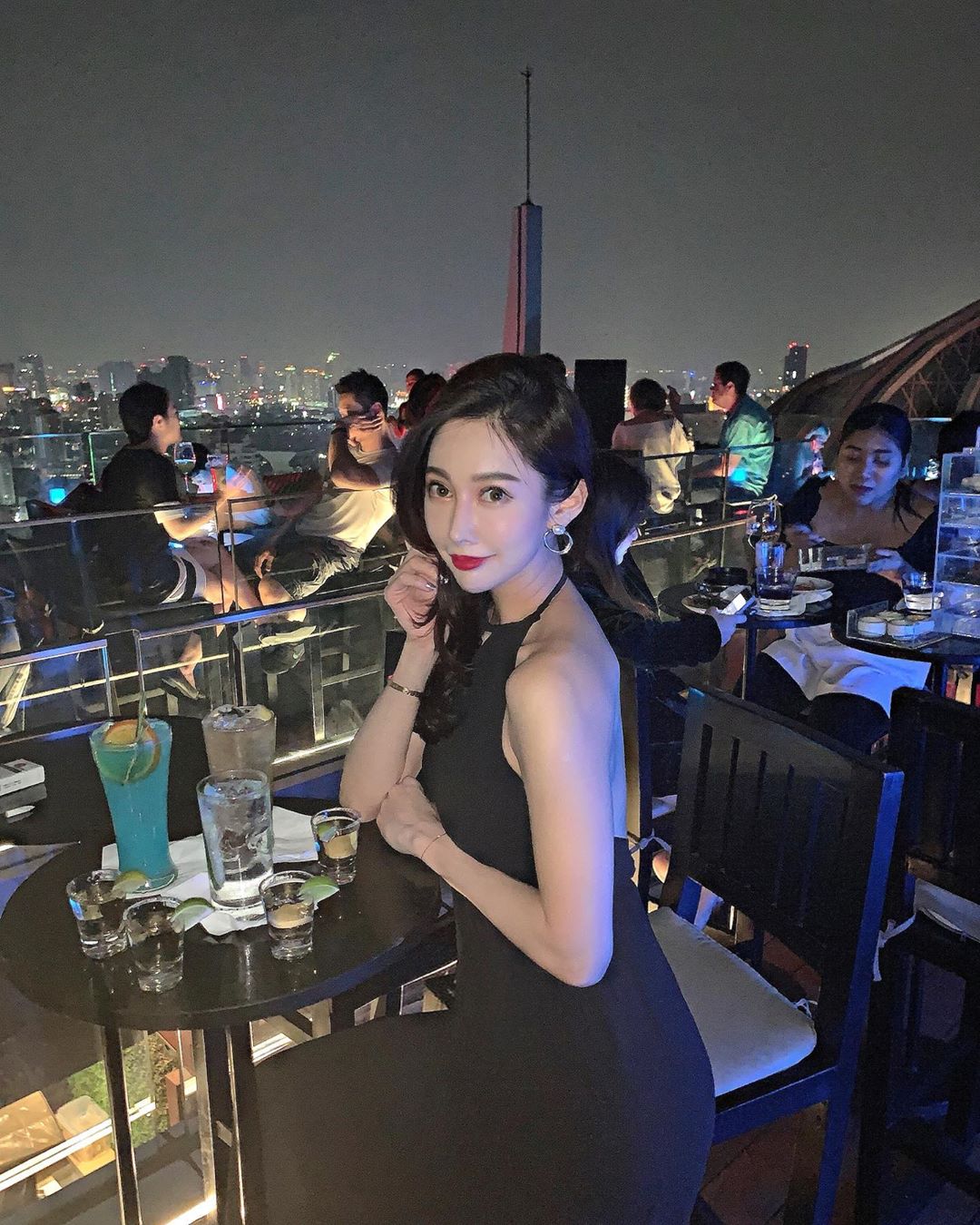 什麼靈氣的我不需有 現實生活我很多 Kimi - 美女圖 -