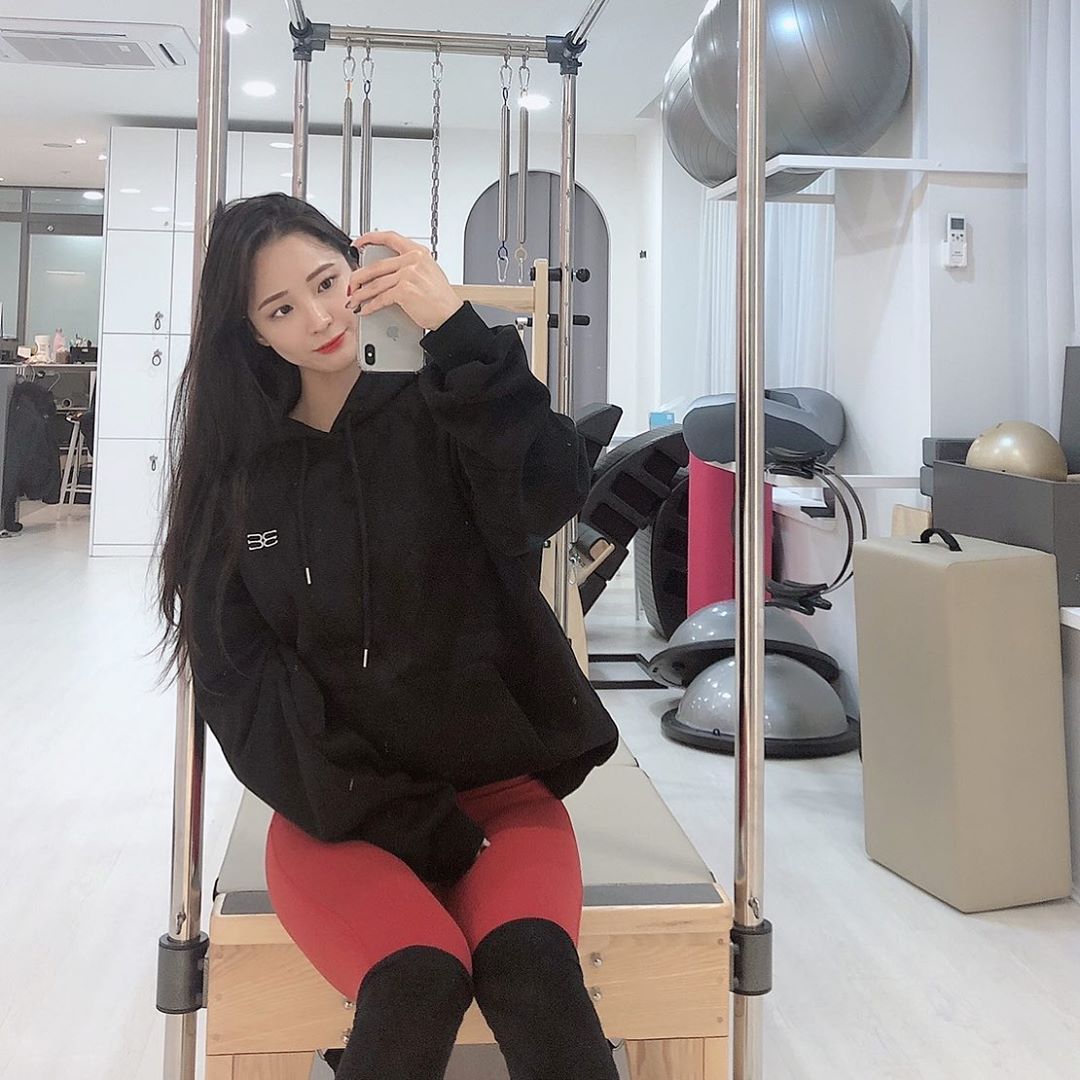 凹凸有致身材火爆 勾引眼神意圖使人淪陷 - 亞洲美女 -