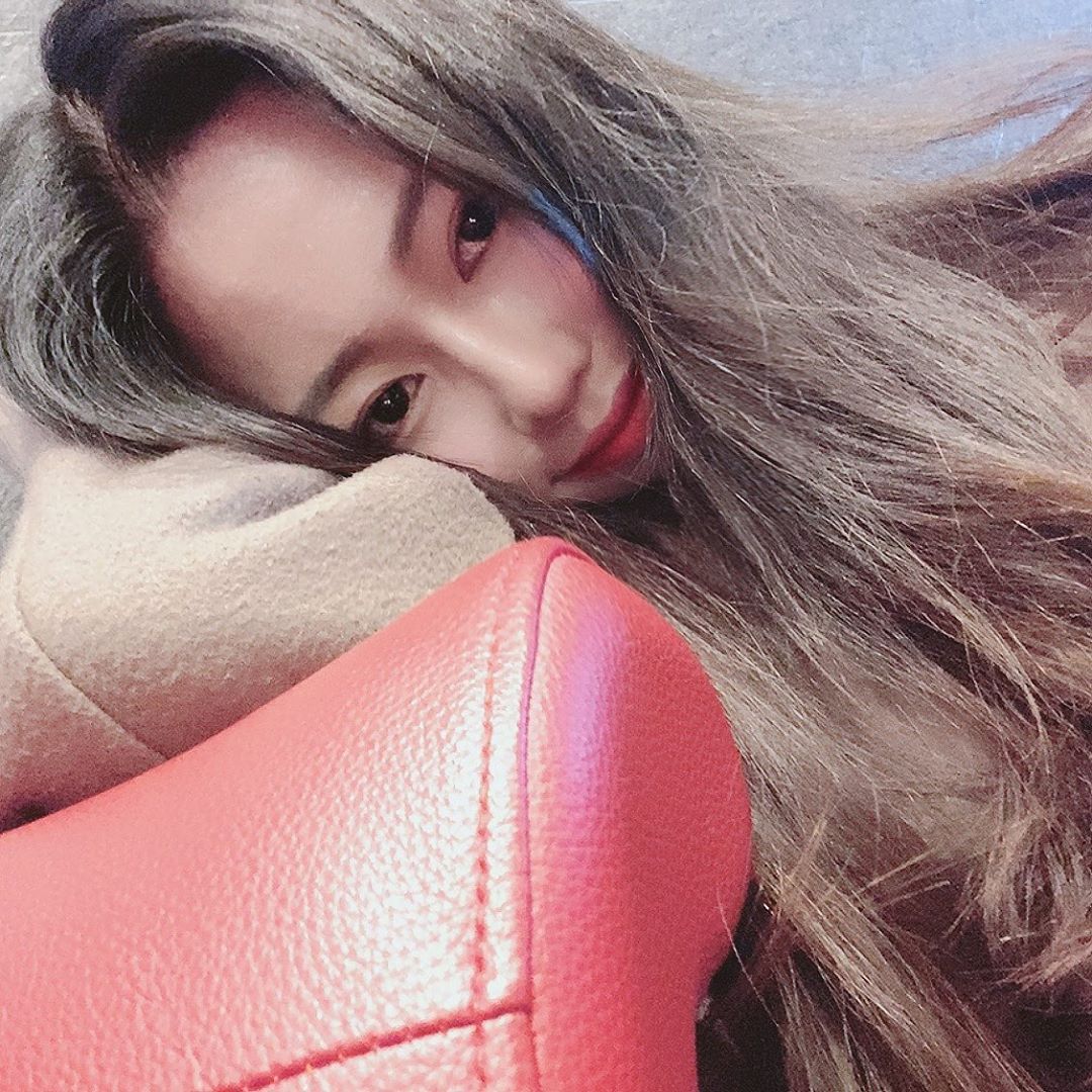 清新笑容甜美令人陶醉 白皙嫩膚天菜外表讓網友淪陷 - 亞洲美女 -