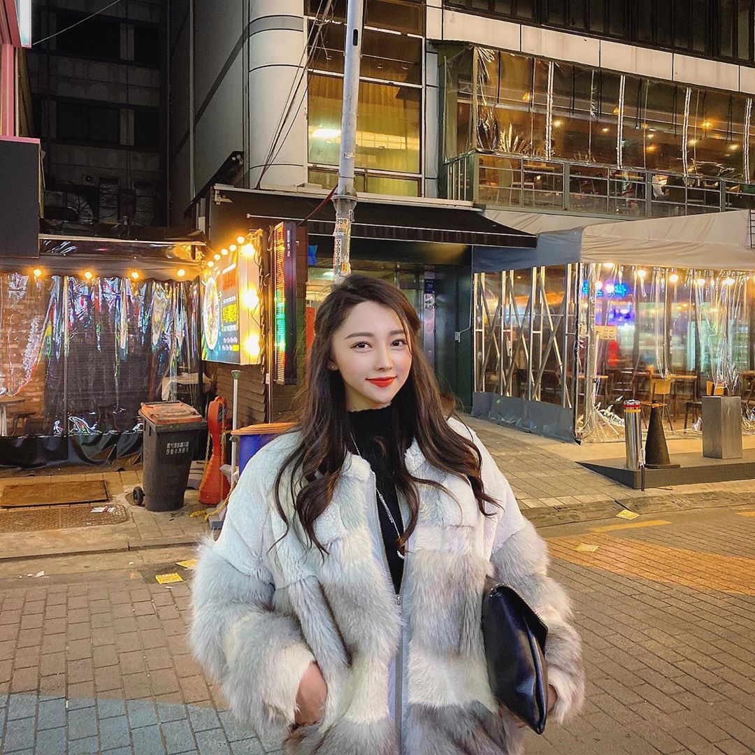 天使美顏魔鬼身材 天然笑顏搶奪全場注意力 - 亞洲美女 -