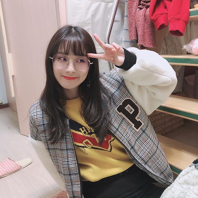 泥泥汝niniru  清新脫俗誘人臉蛋  美到讓人深陷戀愛 - 美女圖 -