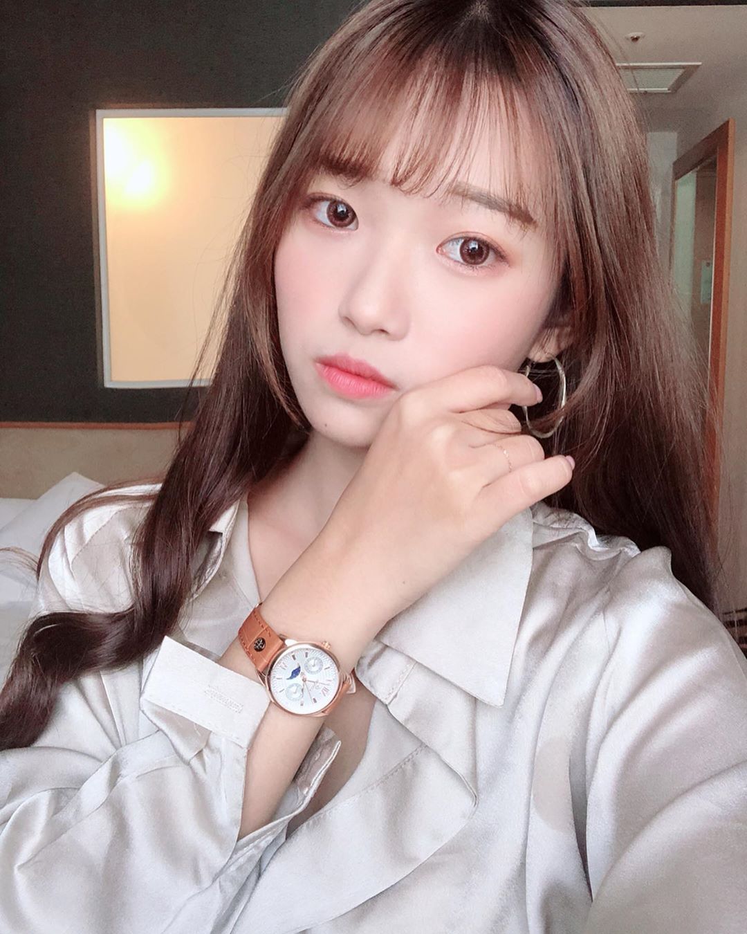 江哥韋恩  水汪大眼轉正面不得了  網暴動瘋喊：這我可以 - 美女圖 -